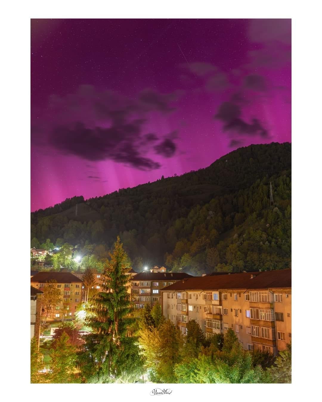Fenomen nemaiintalnit. Aurora boreala in Valea Jiului