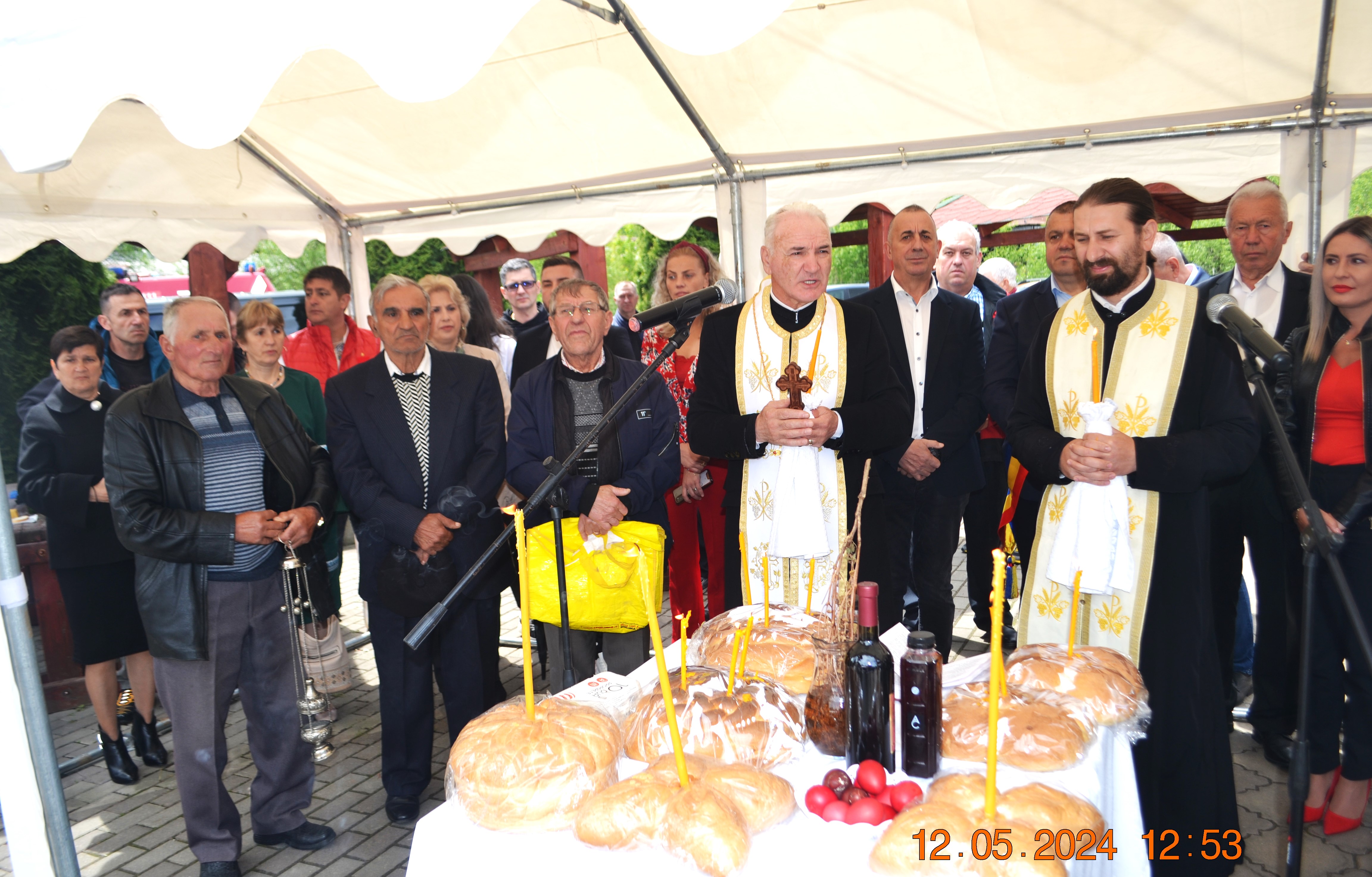 Campu lui Neag / La nedeie – alaturi de decanul de varsta al orasului Uricani