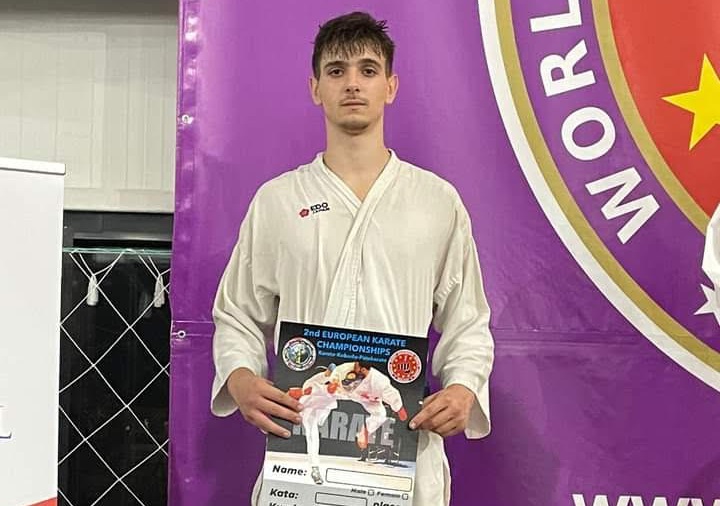 Karate WUKF. Campionul de la liceu
