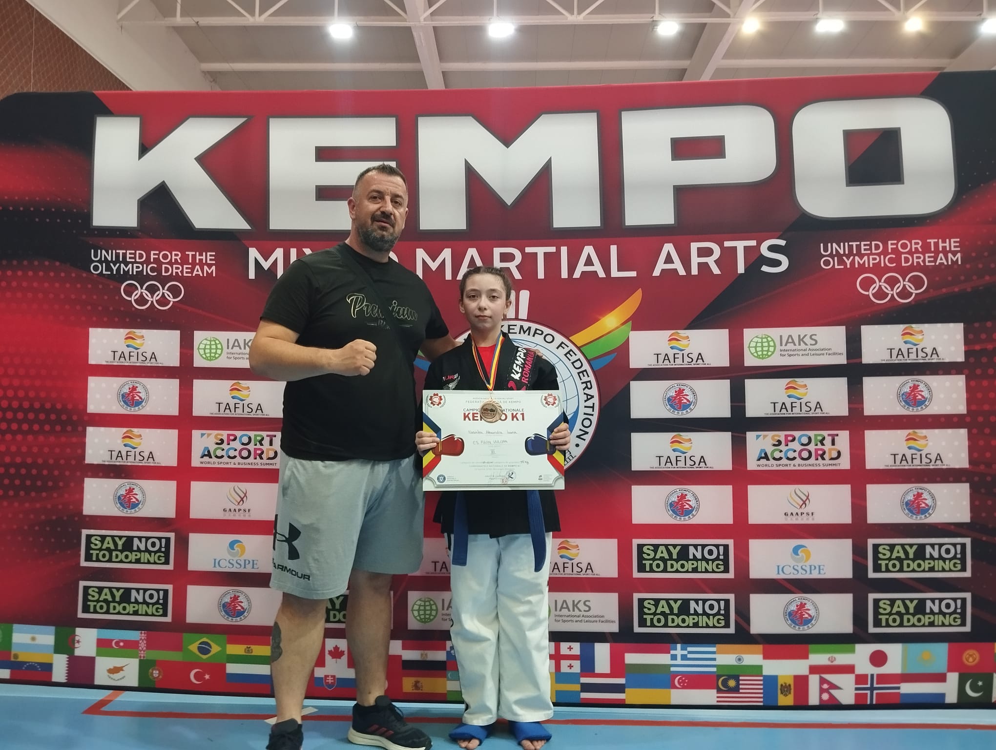Speranta Ionut Team Kempo / La Lupeni sportul este speranta si dorinta.