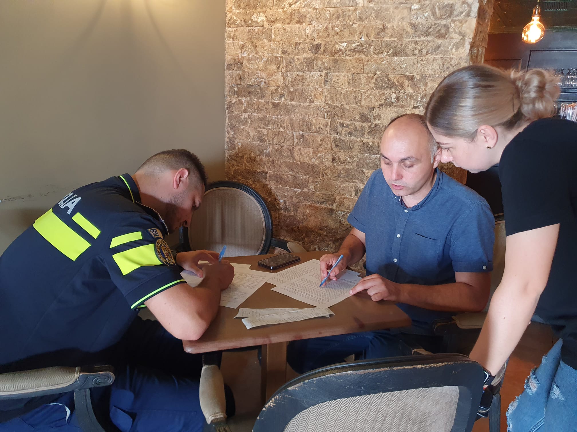 Politistii, geana pe locurile frecventate de tineri