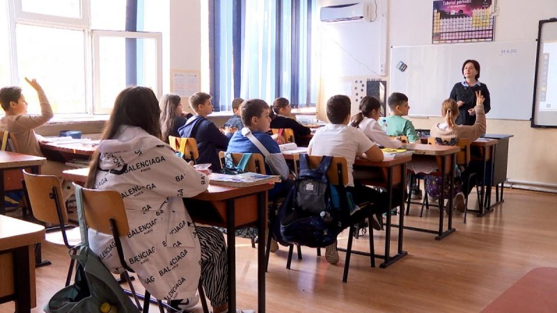Totul despre bursele scolare 2024-2025