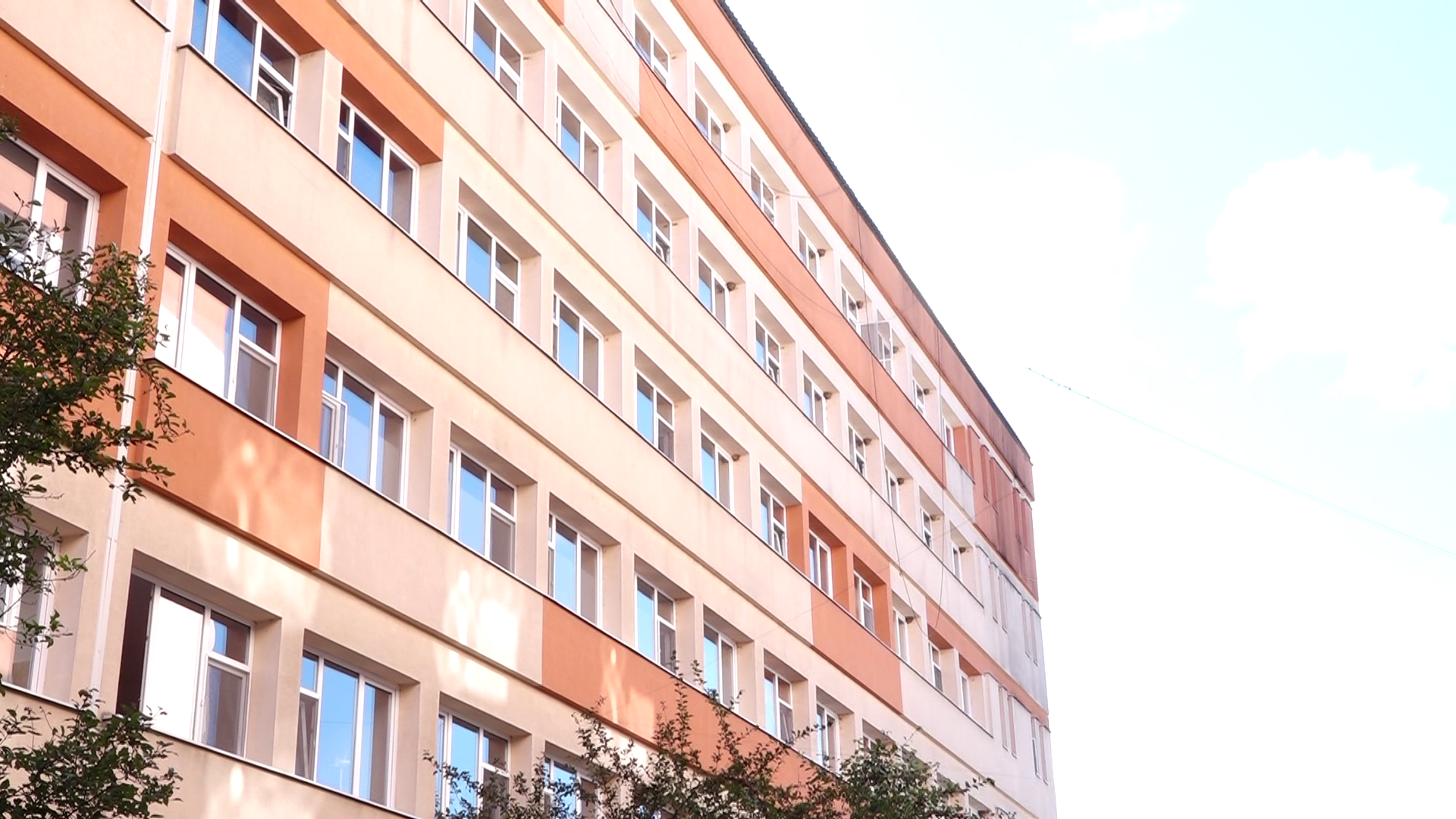 Petrosani. Renumitul medicul neonatolog Carmen Bursesc revine la Spitalul de Urgenta