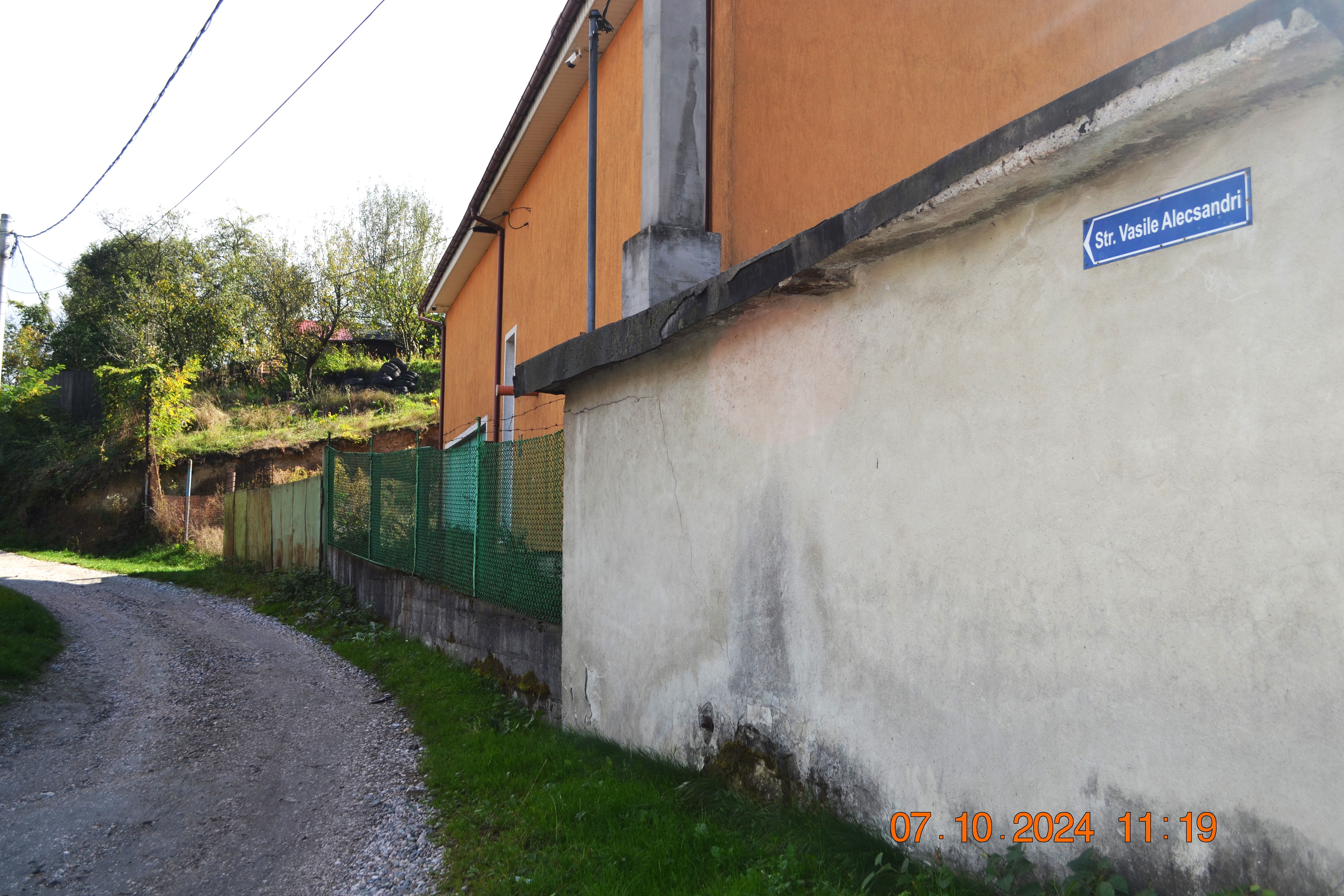 Vulcan. Altele doua vor trece de la pamant la asfalt