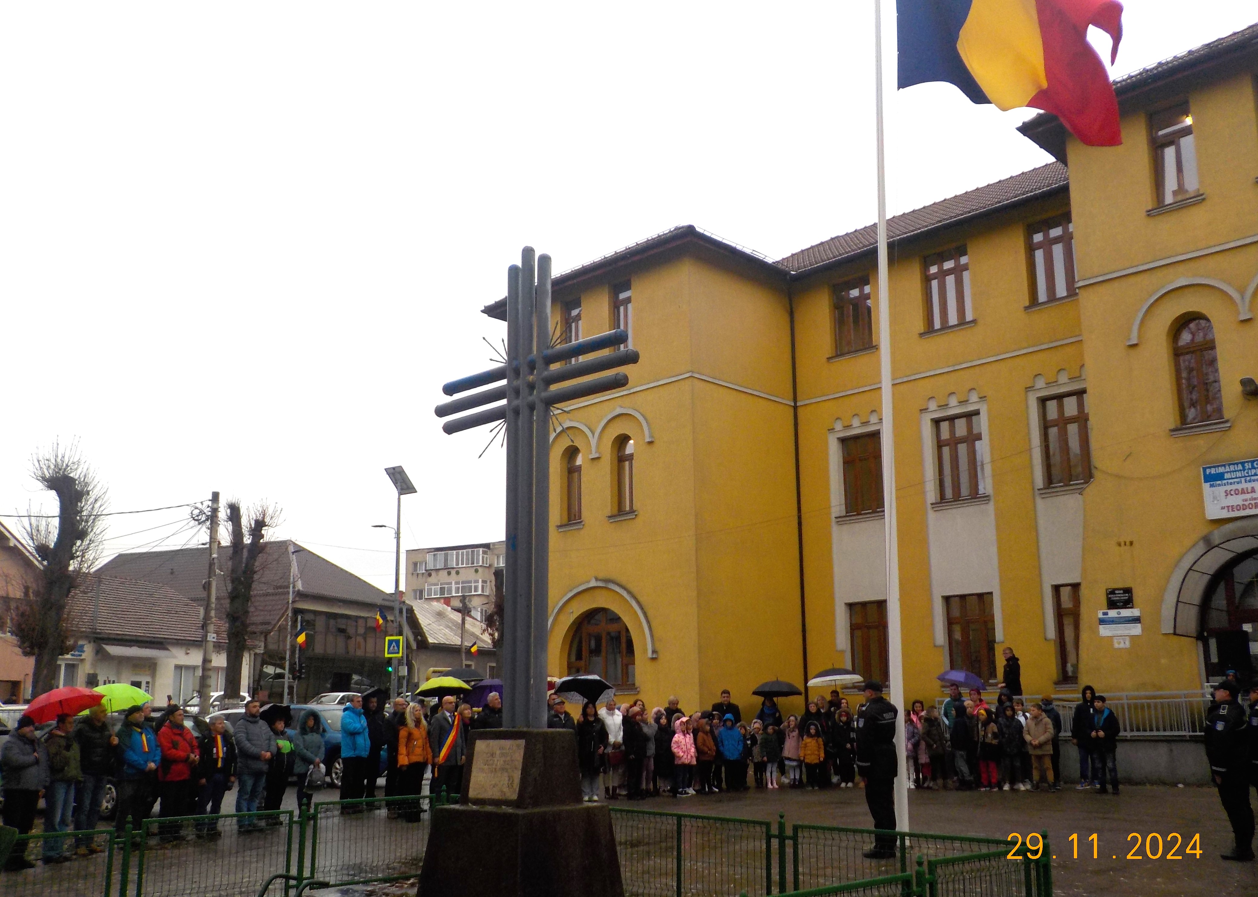 Vulcan. Cu doua zile inainte de 1 Decembrie