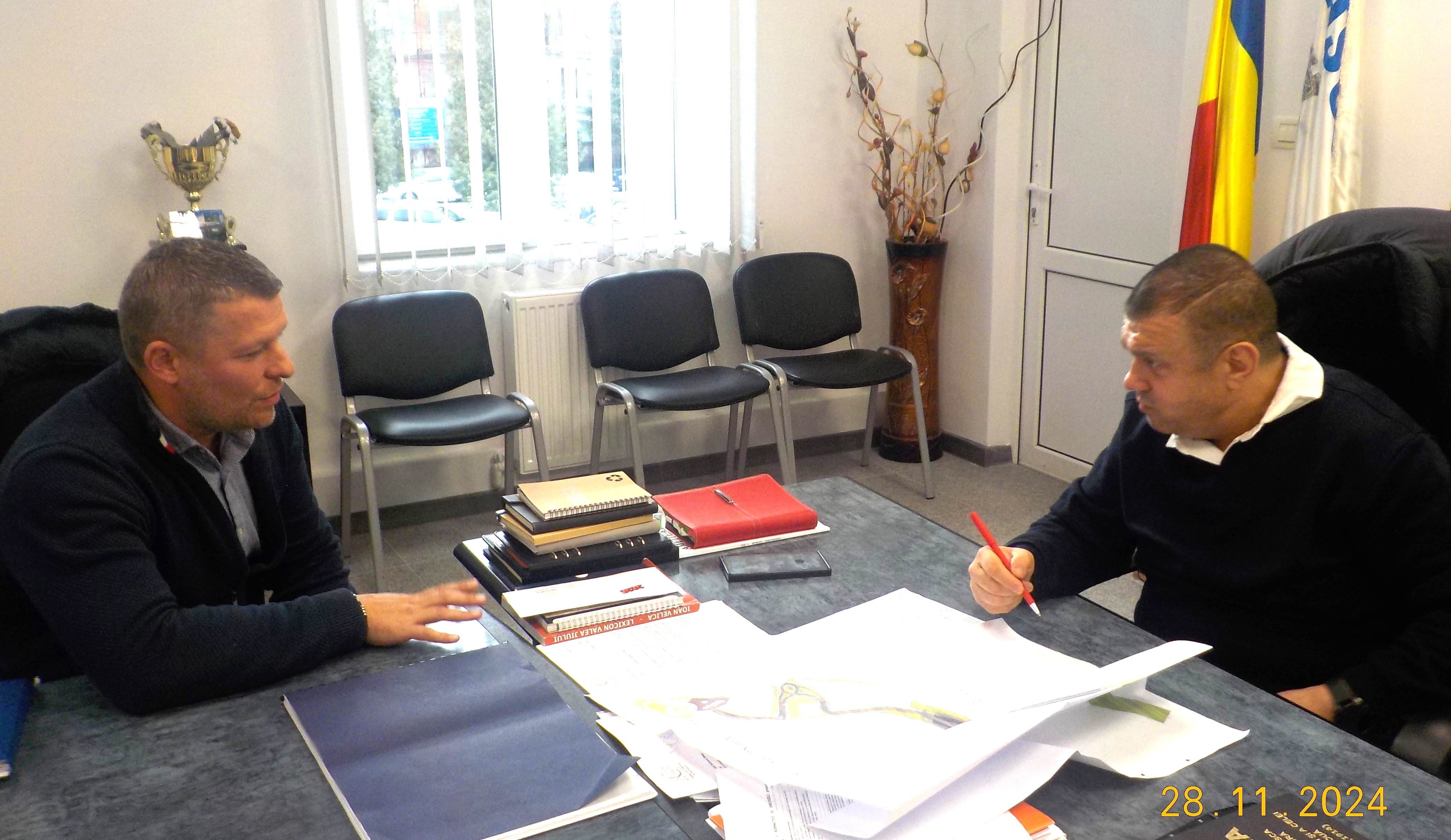 Uricani / Danut Buhaescu despre chestiuni legate de insulele ecologice digitale