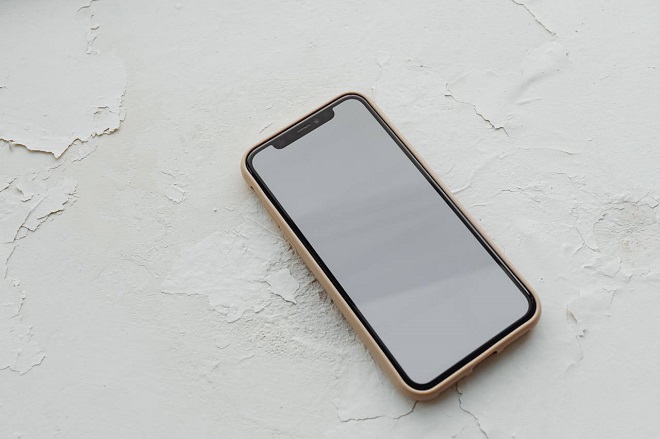 Ghid complet pentru a alege husa ideala pentru iPhone 16