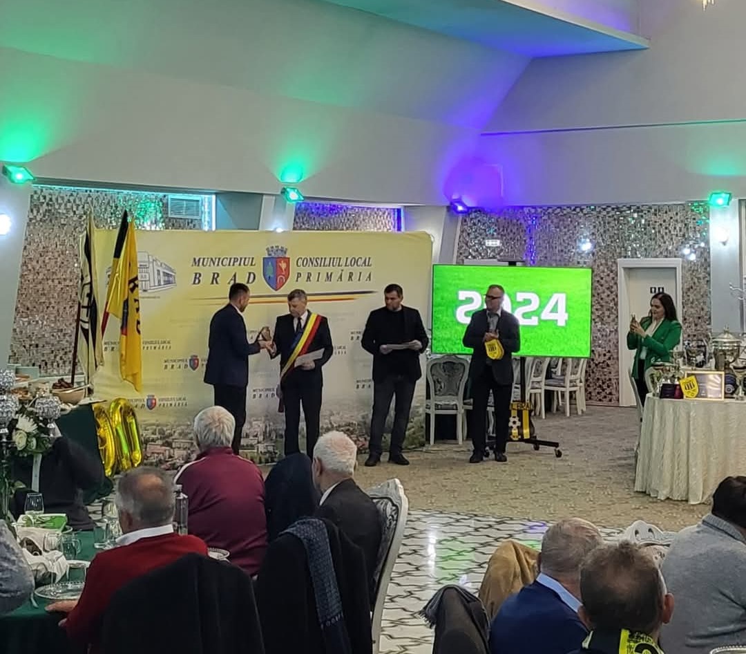 Un moment de sarbatoare pentru Aurul Brad: 90 de ani de traditie