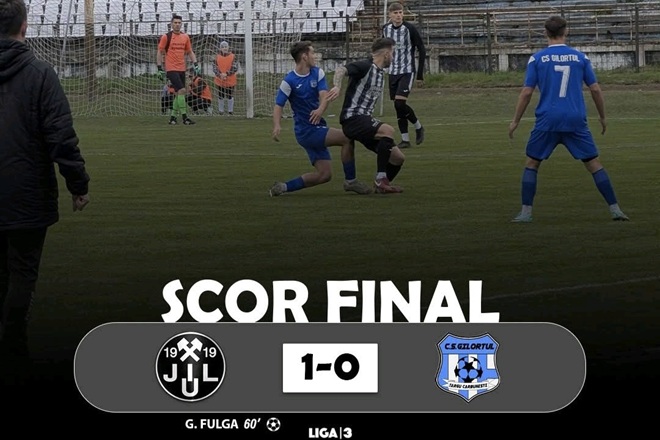Fotbal. Liga 3. CSM Jiul - pe primul loc