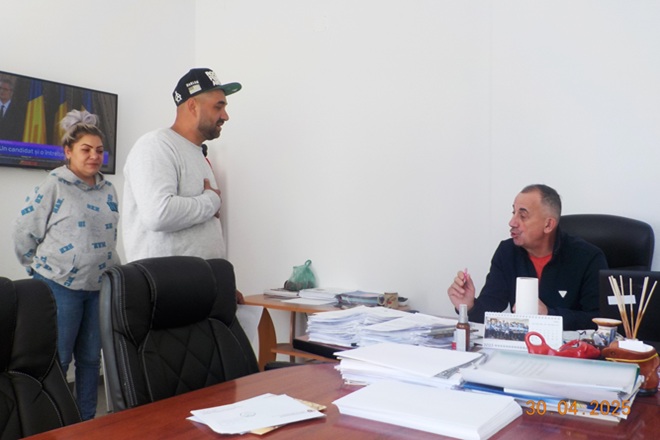 Uricani. Fuga dupa locuri de parcare si garaje