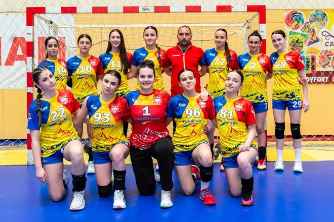 Handbal. Junioare 4. CSS Petrosani - meciuri de foc