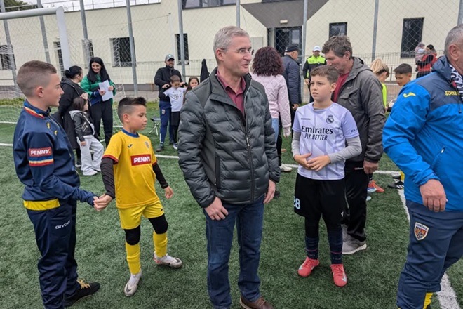 Petrosani. Fotbal in Familie - editia a III-a