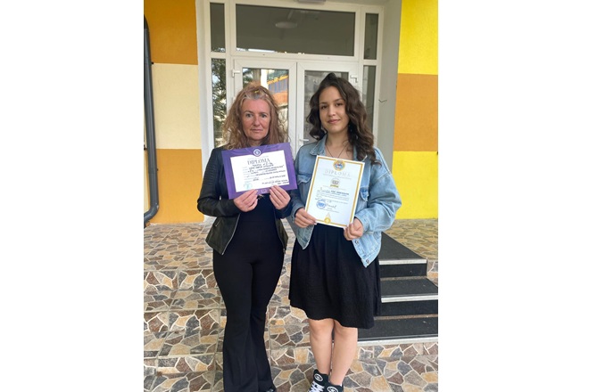 Drumul spre inalta performanta. Maria Nicoleta Rapa, cls. a IX-a, la teoreticul lupenean - locul al II-lea la Olimpiada de Religie Ortodoxa