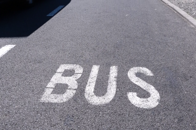 Atentie unde parcati la Petrosani / Banda speciala „BUS”