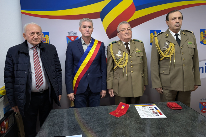 Primarul din Petrosani, distins pentru promovarea cultului eroilor