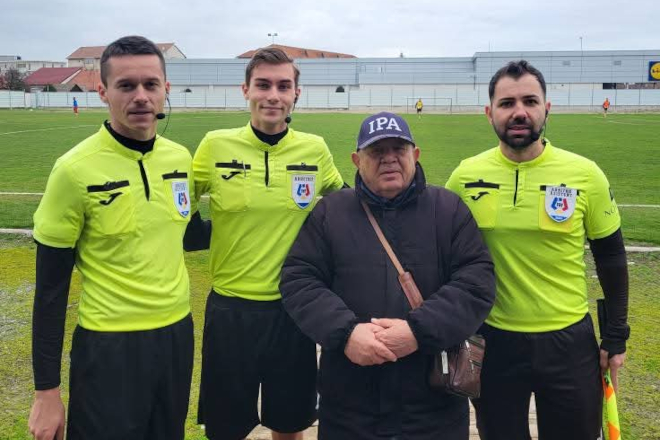 Fotbal. Liga 4. Un arbitru de viitor