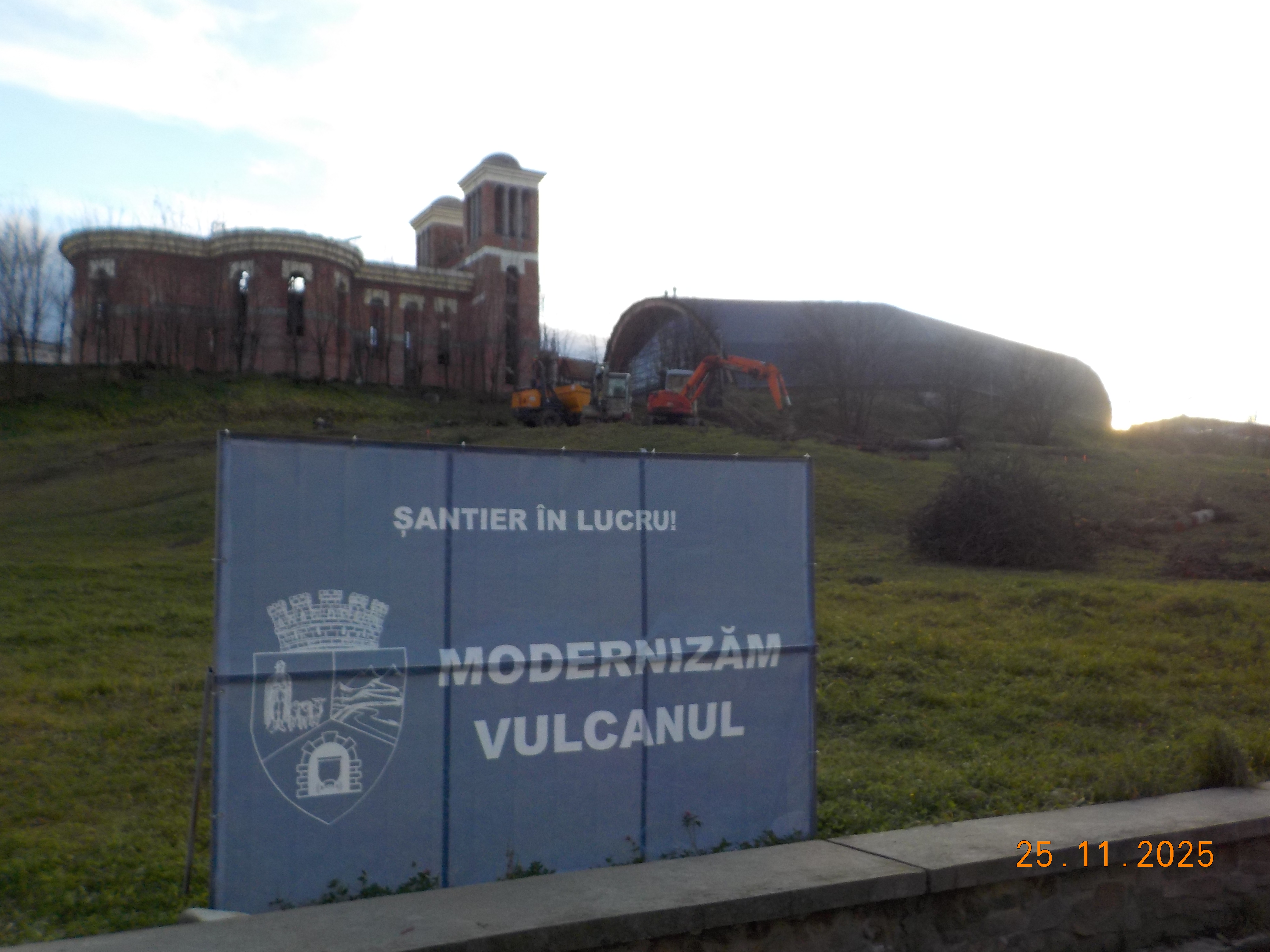 Proiectul de regenerare urbana este unul realizat de specialisti in domeniu, asa ca: Biserica si dealul de langa primarie nu o vor lua la vale!