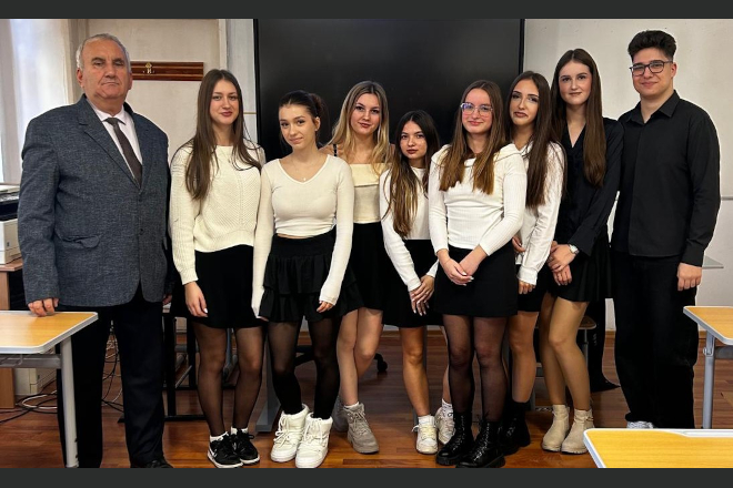 Liceul Teoretic Lupeni: Simpozion despre Revolutia din 1989