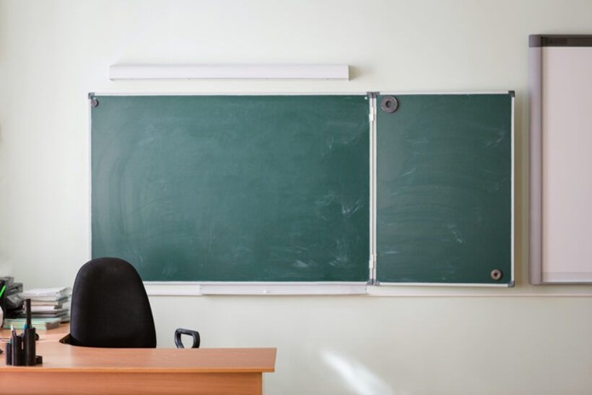 Bataia de joc la adresa elevilor, parintilor si profesorilor trebuie sa inceteze. Guvernul PSD Bolojan trebuie sa repare ce a stricat