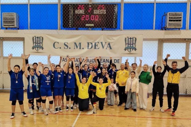 Handbal. Junioarele CSM Deva cuceresc titlul