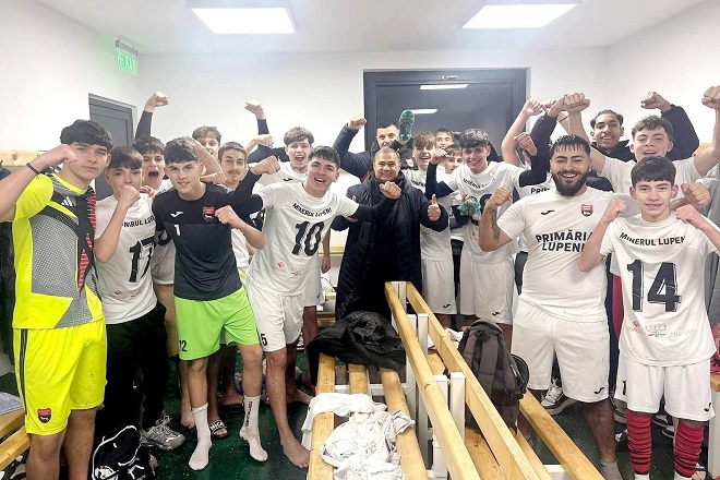 Fotbal. Juniori U19. ​Minerul Lupeni - lider autoritar
