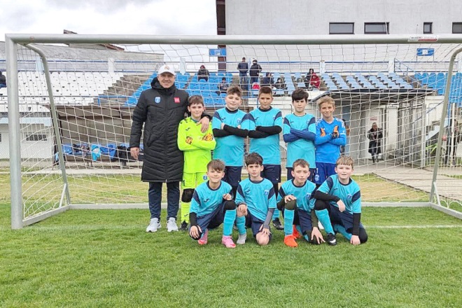 Fotbal. Juniori U11. Sporting Lupeni - mandrie si determinare