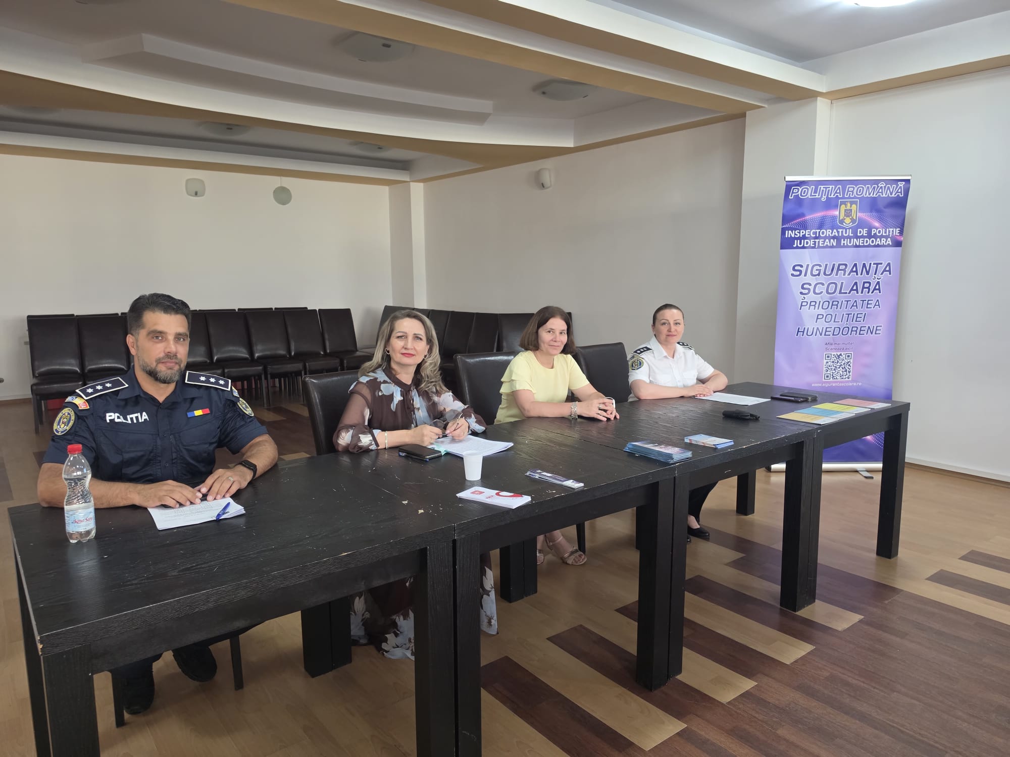 Scad incidentele din scolile hunedorene. Politia si Inspectoratul Scolar prezinta bilantul anului 2025- 2026