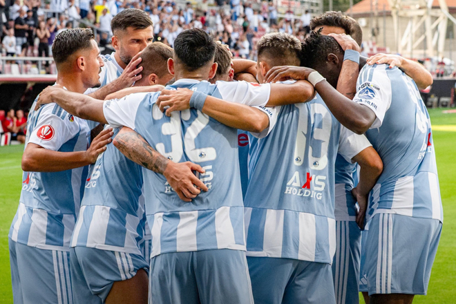  Fotbal. SuperLiga Corvinul Hunedoara a debutat triumfal 