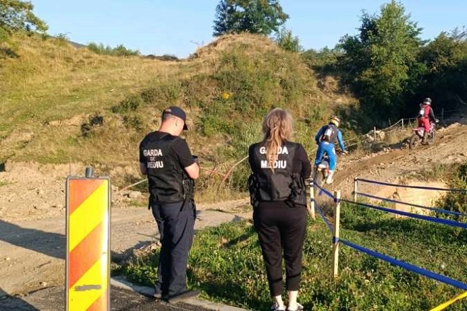 Sa stie tot motociclistul. Natura nu este pista de concurs. Traseul Red Bull Romaniacs, la control