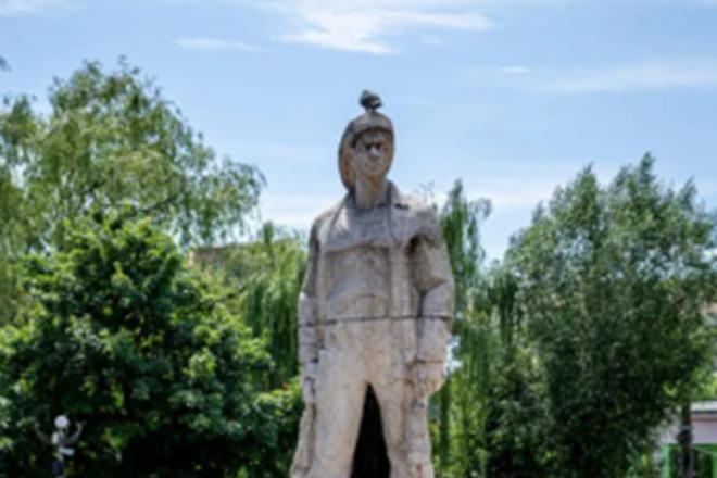 Ziua Minerului, comemorata joi la Petrosani. Ceremonie la Statuia Minerului din Parcul „Carol Schreter”