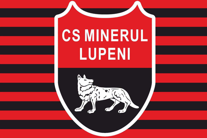 Fotbal. Liga 3. Minerul Lupeni defileaza cu punctaj maxim