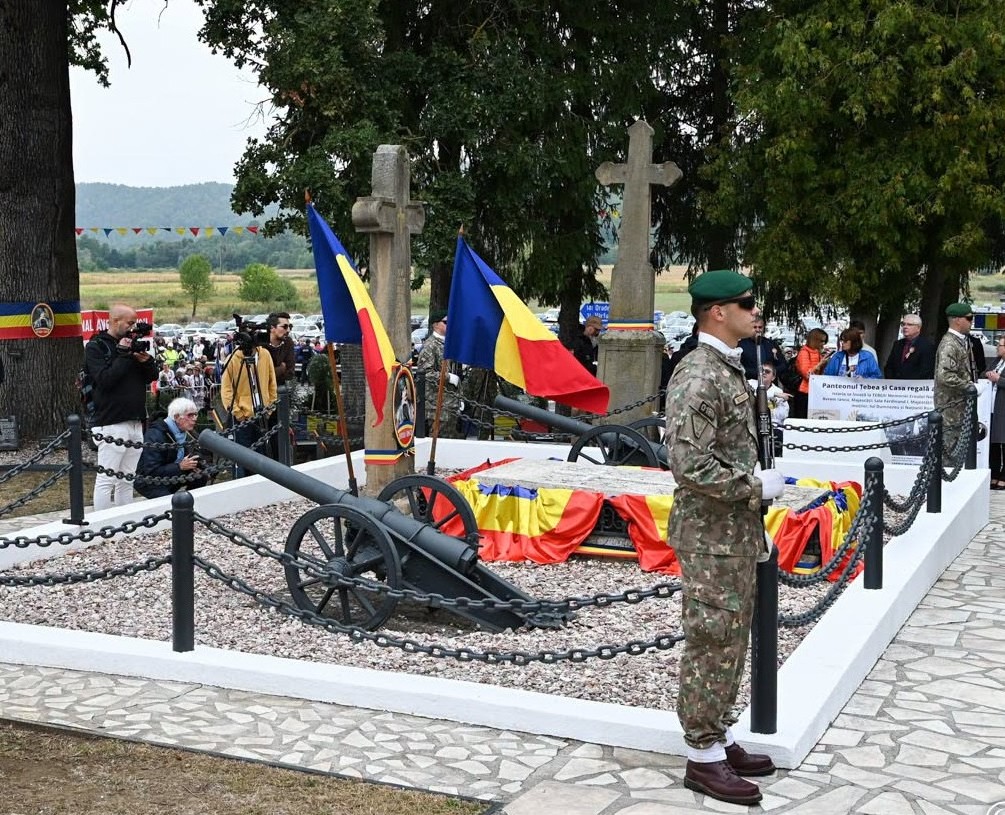 Mii de oameni, la Serbarile Nationale de la Tebea