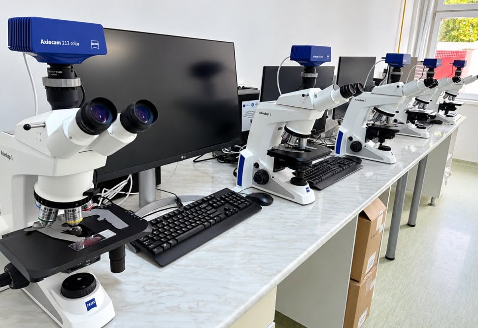 SJU Deva: Laboratorul de microbiologie, modernizat cu fonduri europene