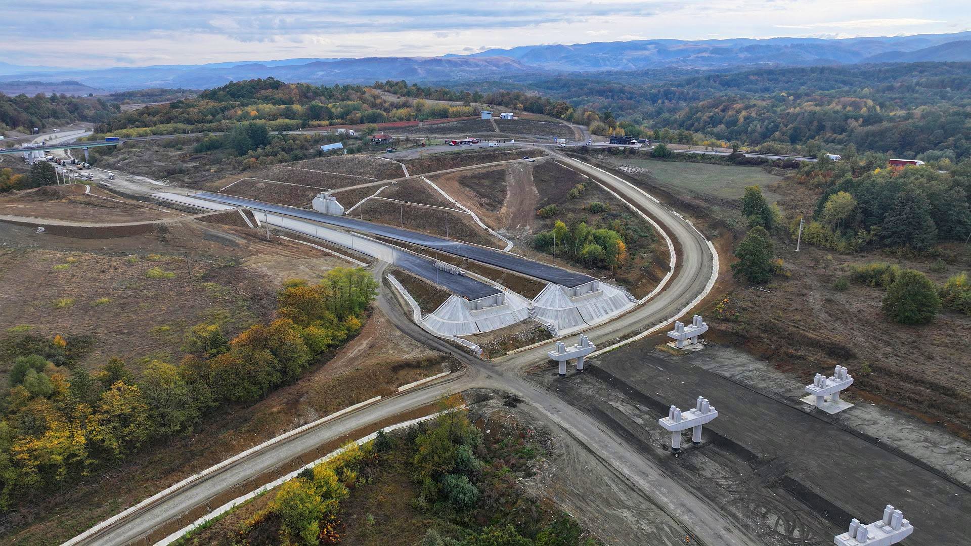 Lucrari avansate pe autostrada A1 Margina- Holdea