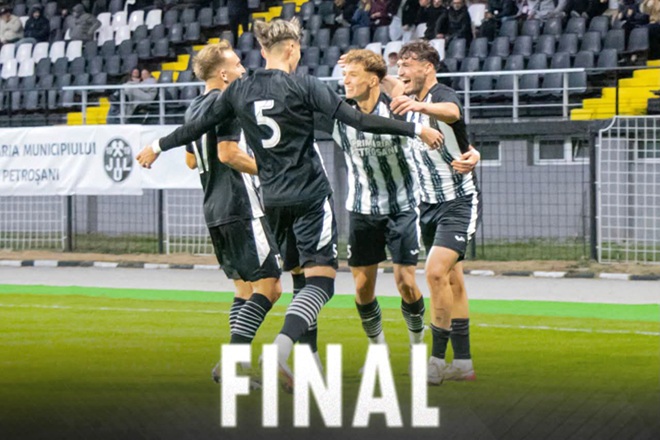 Fotbal. Liga 3. Jiulistii ii batura pe olteni