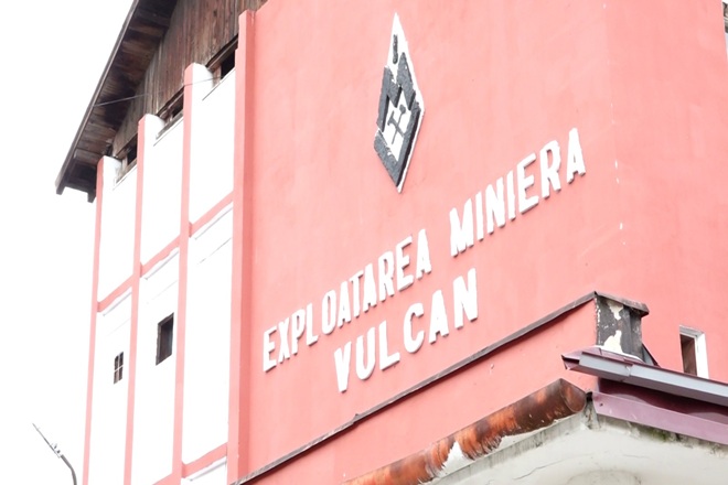16 ortaci, autoblocati in subteran la Mina Vulcan