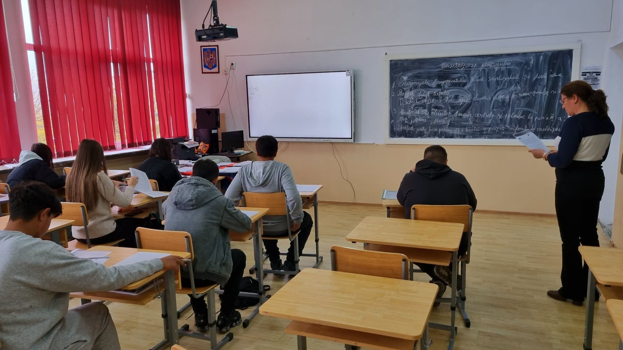 Peste 300 de elevi din Hunedoara participa la activitati after-school in vacanta. Proiectul „Unu EduHub HD” vizeaza 604 copii